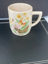 FONTMELL POTTERIES BUTTERFLIES MUG PRISTINE CONDITION z