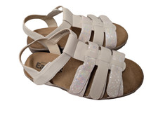 Extra Wide Fit Adjustable Buckle Sandals barella size 4 beige pavers