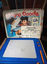 Vintage Magna Doodle Deluxe Magnetic Drawing Board with Box & Instructions 1978