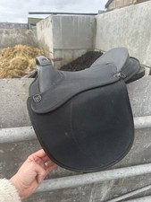 Black Cub Saddle With Handle -