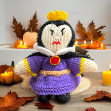 KNITTING PATTERN - Evil Queen