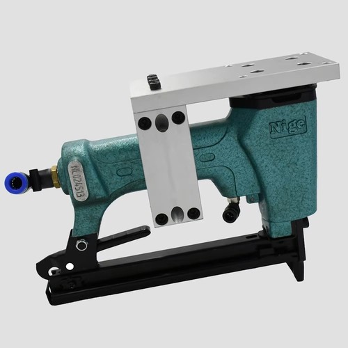 Pneumatic stapler staple gun - pneumatic,