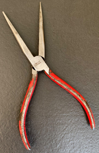 Vintage weco 8in - 8in., needle