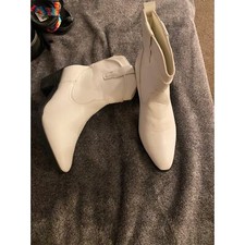 Sole Mates cowboy boots white 8 