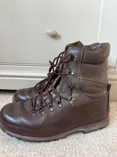 Alt berg defender combat - alt-berg,