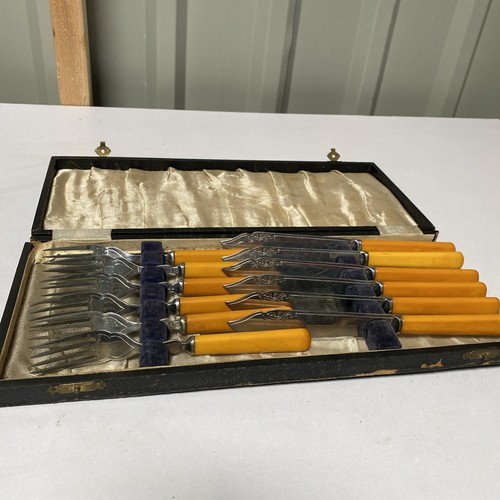 Vintage cutlery set - cutlery,