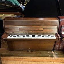 Yamaha LUK-101 Upright Piano