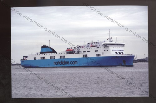 Fq1119 norfolk line ferry - line,