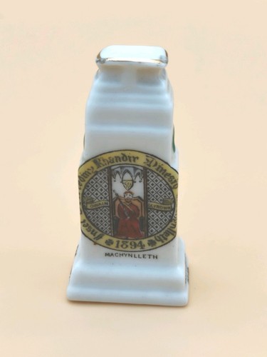 China crested ware - crested,