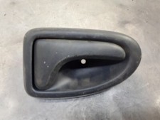 8200028995 rear inner door
