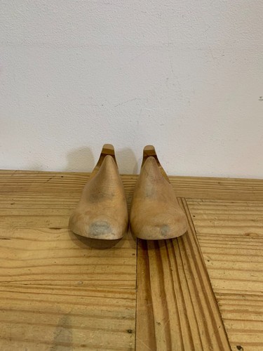 Vintage wooden shoe stretcher - wooden,