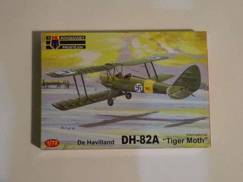 Tiger moth kit - tiger, scale