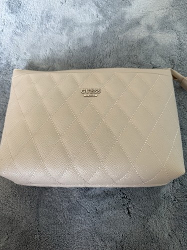 Guess beige quilted zip - guess,