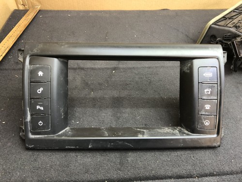 Land rover discovery - land, sat
