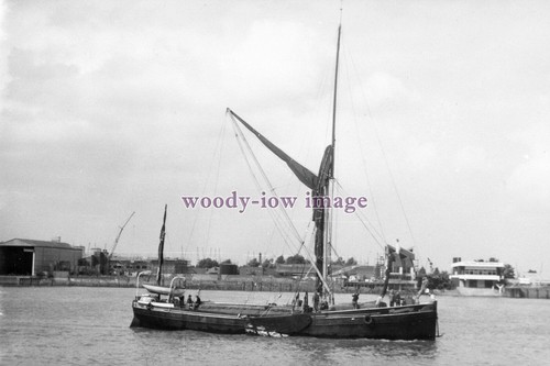 Rp05359 sailing barge - sailing,