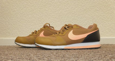 NIKE MD RUNNER 2 TRAINERS