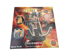 AIRFIX DR WHO  and the Daleks in manhatten