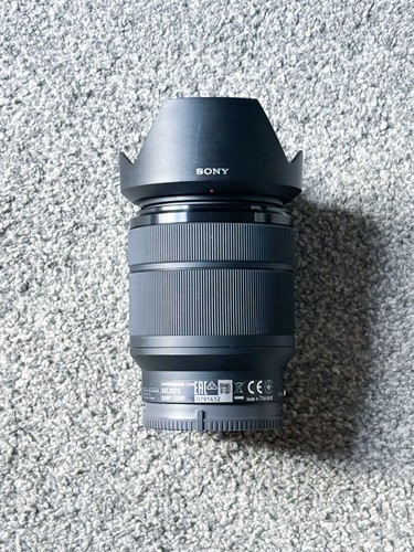 Sony 70mm 5 - fe, f3.5–5.6