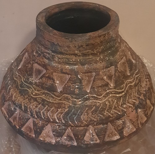 Leaf plant pot - leaf,