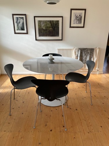 Set orbit chairs - of,