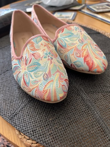 Flat shoes - flat,