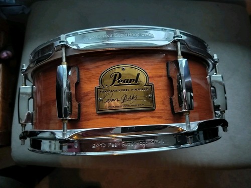Omar hakim pearl signature - hakim,