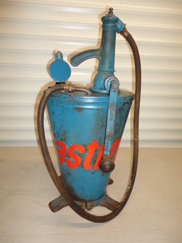 Vintage undamaged castrol gear - vintage,