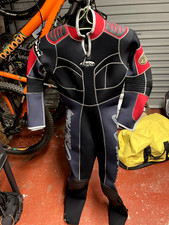 Waterproof Scuba Dive Diving 5mm Lynx semi-dry wetsuit. Female Small