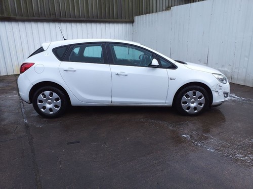 Vauxhall astra exclusiv mk6 - exclusiv,
