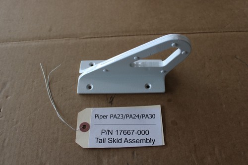 Piper 17667 000 - 17667-000, skid