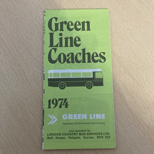 Green line t coach - line.,