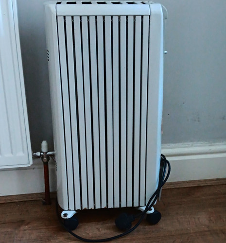 Portable oil filled radiator - oil,