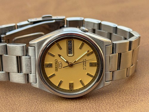 Vintage seiko automatic 21 - 5,