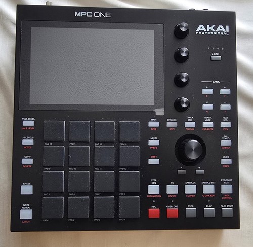Akai professional mpc one - professional,