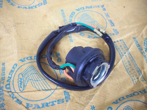 New indicator socket - socket, left