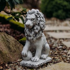 Lion with ball right stone
