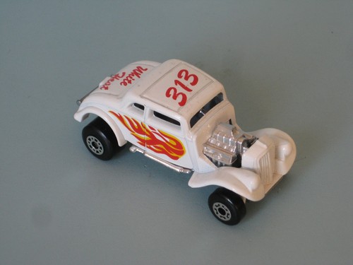 Matchbox 1933 willys street - matchbox,