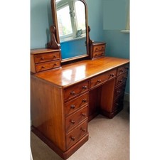 Stunning Antique Mahogany Dresser with Large Mirror and Drawers
