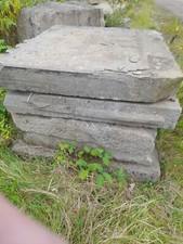 1 X RECLAIMED STONE PAVING