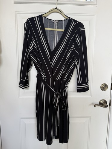 Black and white striped - white,