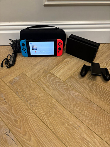 Nintendo switch 32gb console - nintendo,