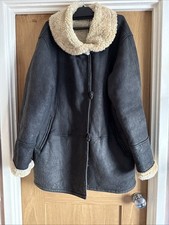 Lakeland Genuine Ladies Sheepskin Coat, Size 12, Black/Dark Grey Colour