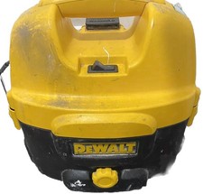 dewalt dc500 wet and dry vacuum cleaner