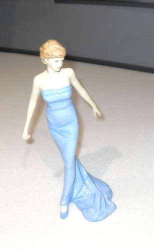 Stunning royal doulton - royal,