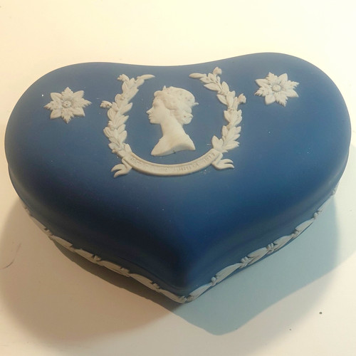 Wedgwood blue jasperware heart - wedgwood,