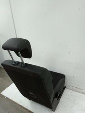 1567761 central back seat