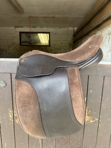 Fylde samantha wide saddle - 17",