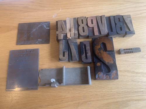 Vintage letterpress wood - x,