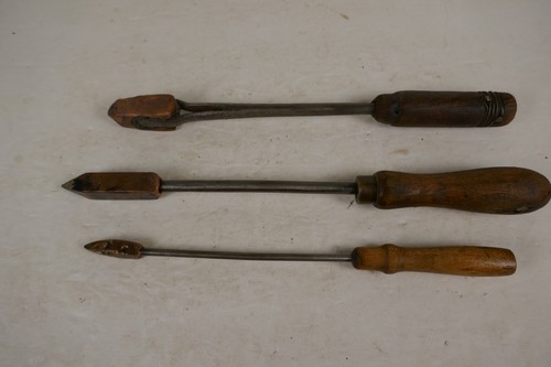 Lot small antique - of,