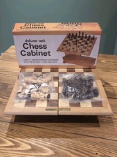 Unique Oak Chess Set, Swivel